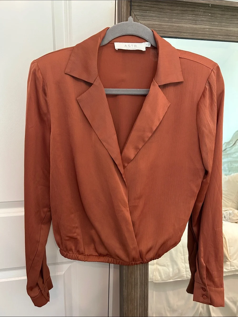 Astr The Label Rust Blouse